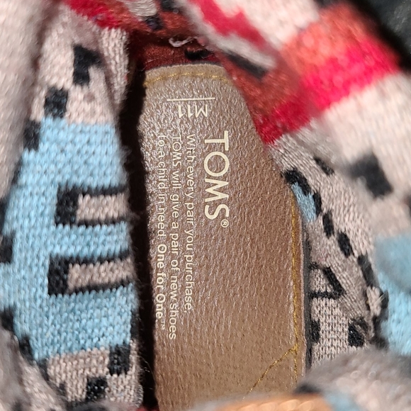 Toms shoes size 11 - Picture 2 of 3